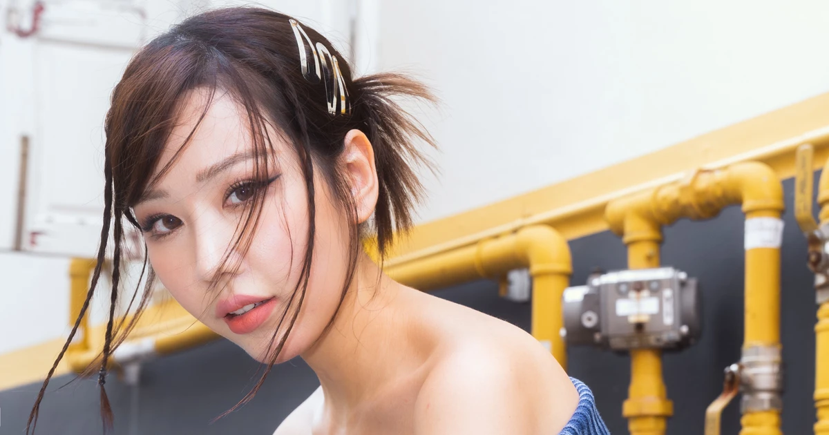 MIN collab với hiện tượng âm nhạc quốc tế nhưng visual "lạ hoắc" mới là tâm điểm bàn tán