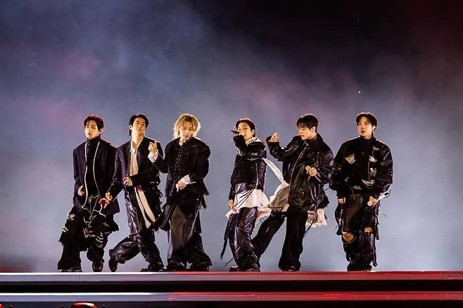 BTS vừa phá đảo 4 triệu album 'ARIRANG' chỉ trong 3 ngày, ARMY toàn cầu quá đỉnh!