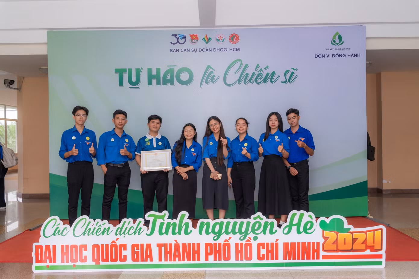 01215495de643f2b86dc.jpg