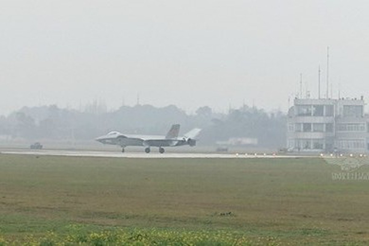 015aeb5cadb5f0e68ef9.jpg