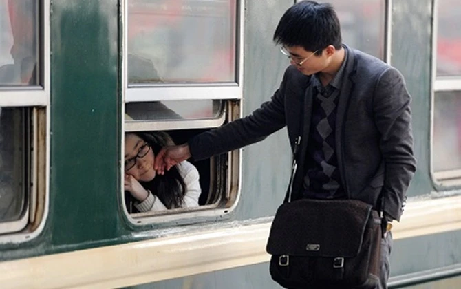 Tết nghĩa tình – Xuân kết nối 2019: 1.200 vé tàu miễn phí cho công nhân về quê đón Tết