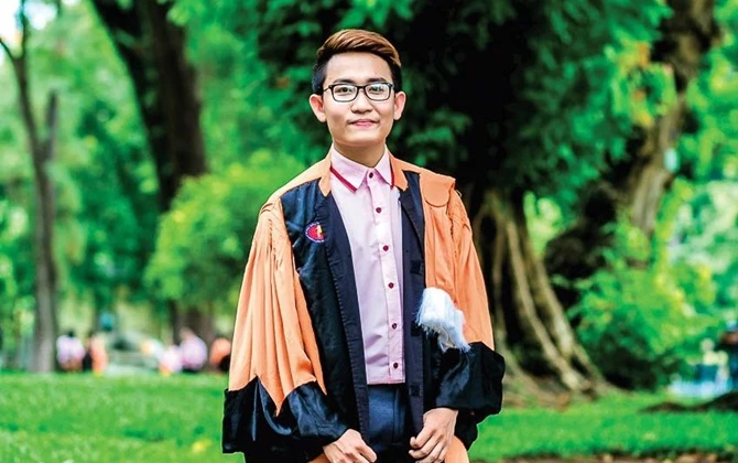 Chàng trai 9X tự học IELTS đạt 8.0: Từ "quê độ" đến thầy giáo hot