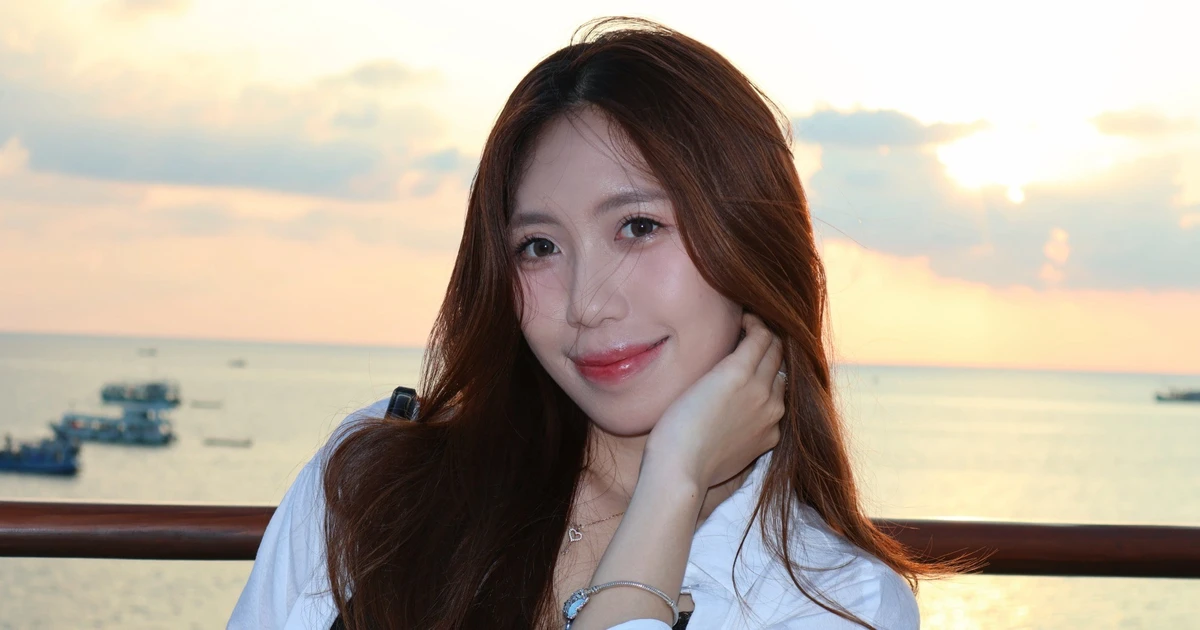 Từ cô bé mê văn chương đến nữ sinh Báo Truyền hình với ước mơ tỏa sáng trước ống kính ✨