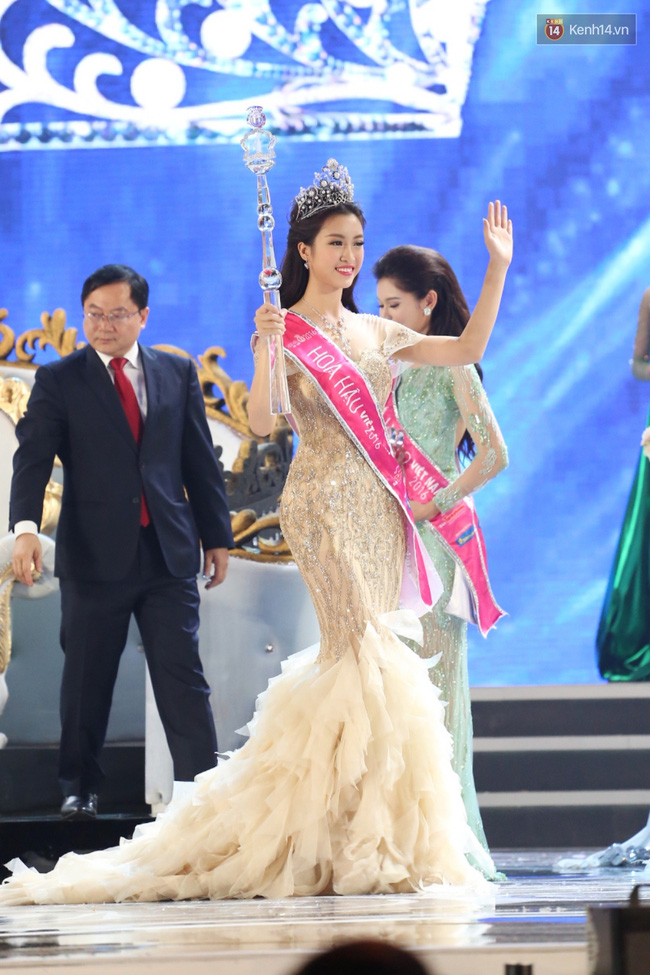 03c848d56cb2d55bc57e.jpg