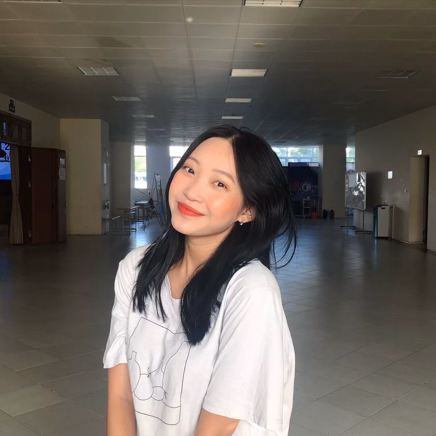04ab8054b3b434f825d5.jpg