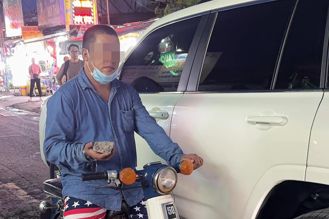 04d7ca2fbaca6de81c2f.jpg