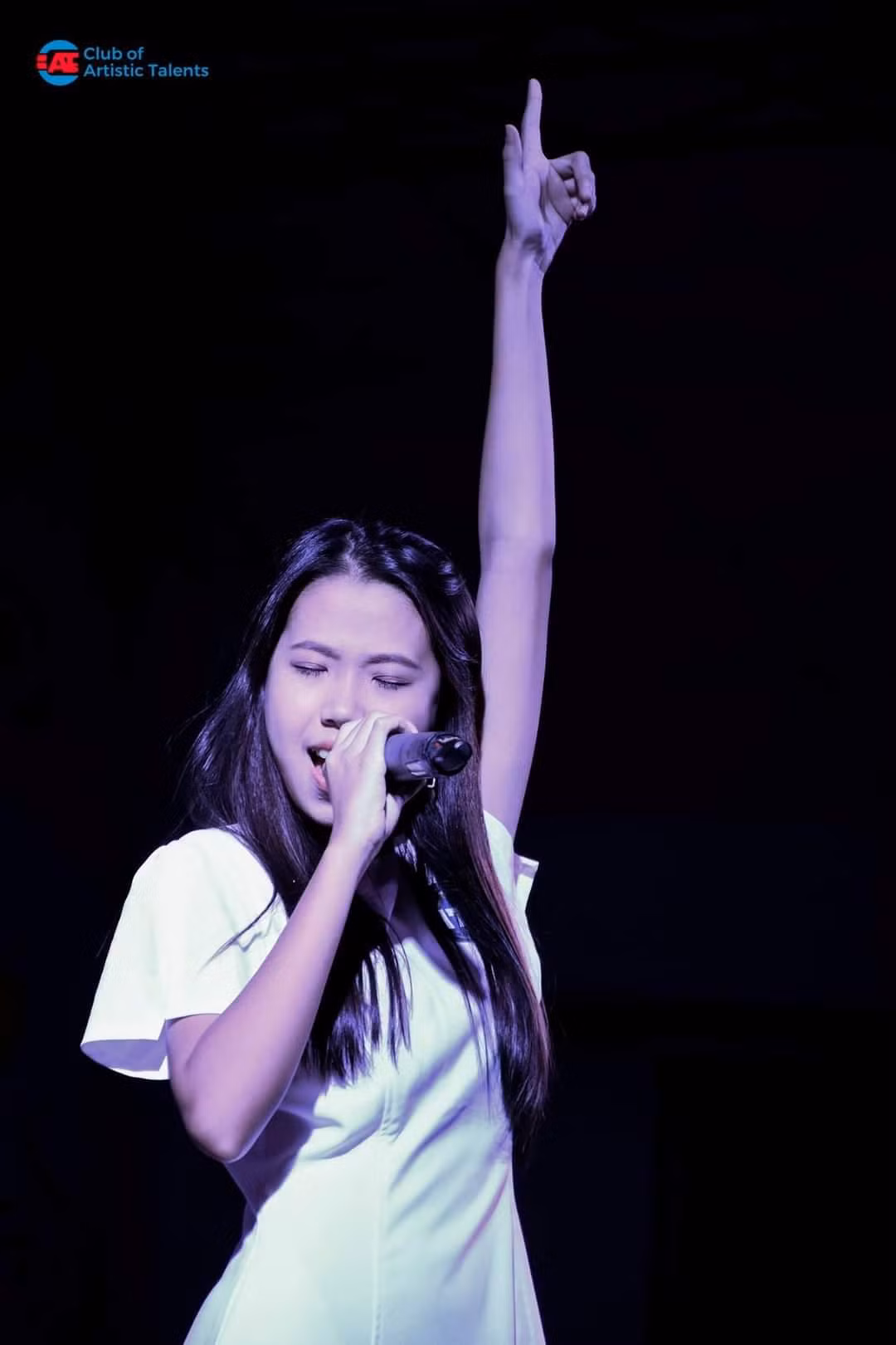 05273ef20e4a6bfd4815.jpg