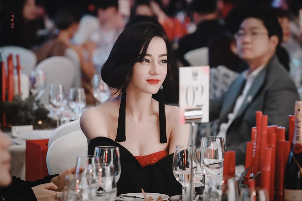 05f6c31700cca0e8cb77.jpg