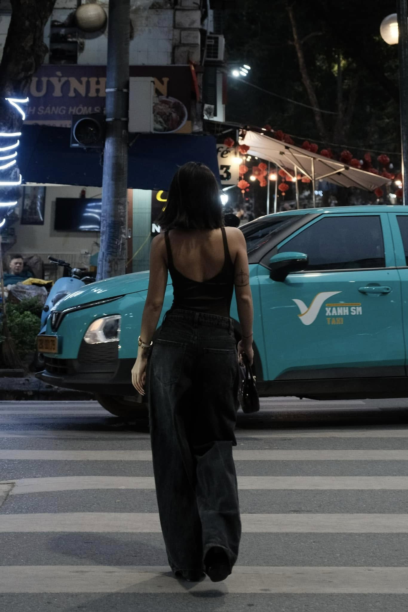 060547eaac6e987cc4da.jpg