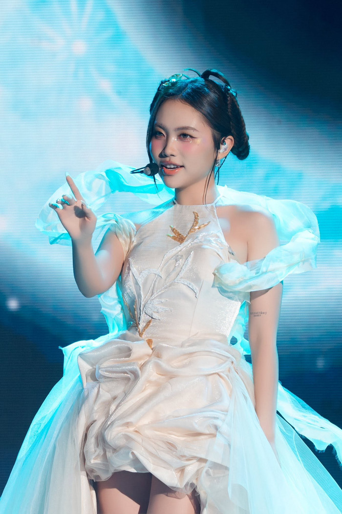 085219db3fee67a06ce6.jpg