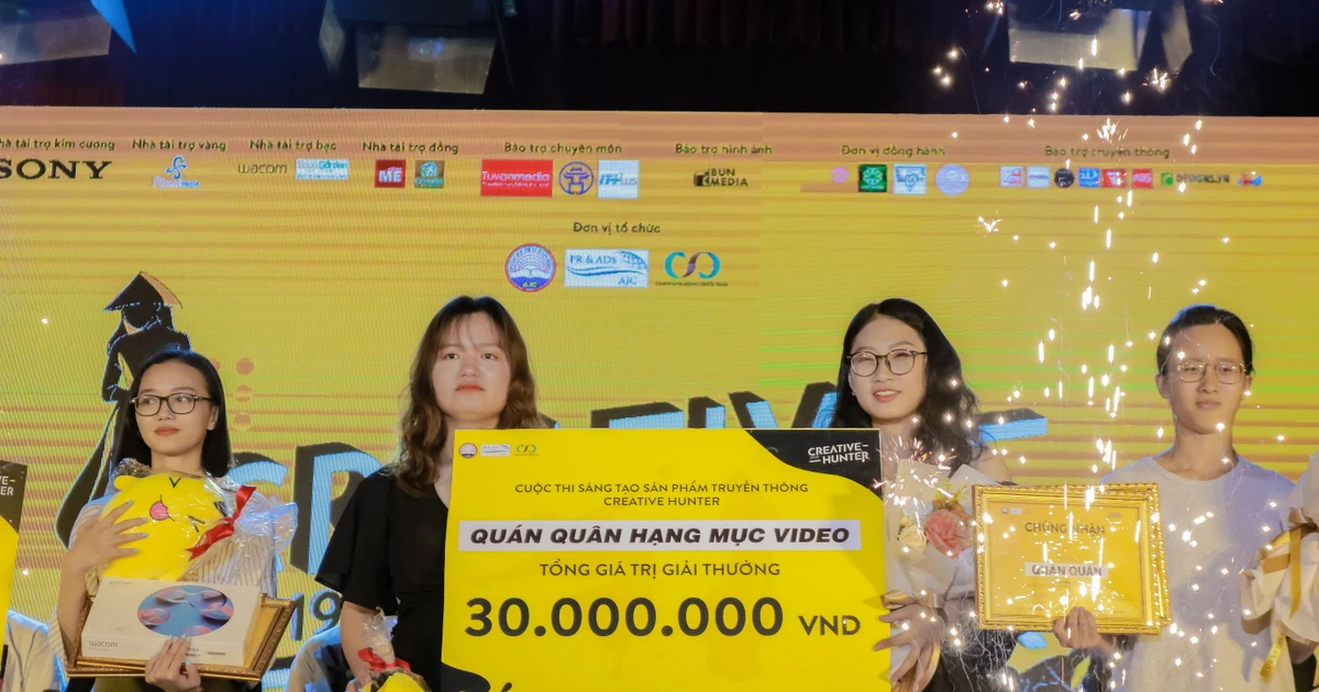 Creative Hunter 2020 chính thức comeback - Săn tài năng thiết kế cực xịn! ✨