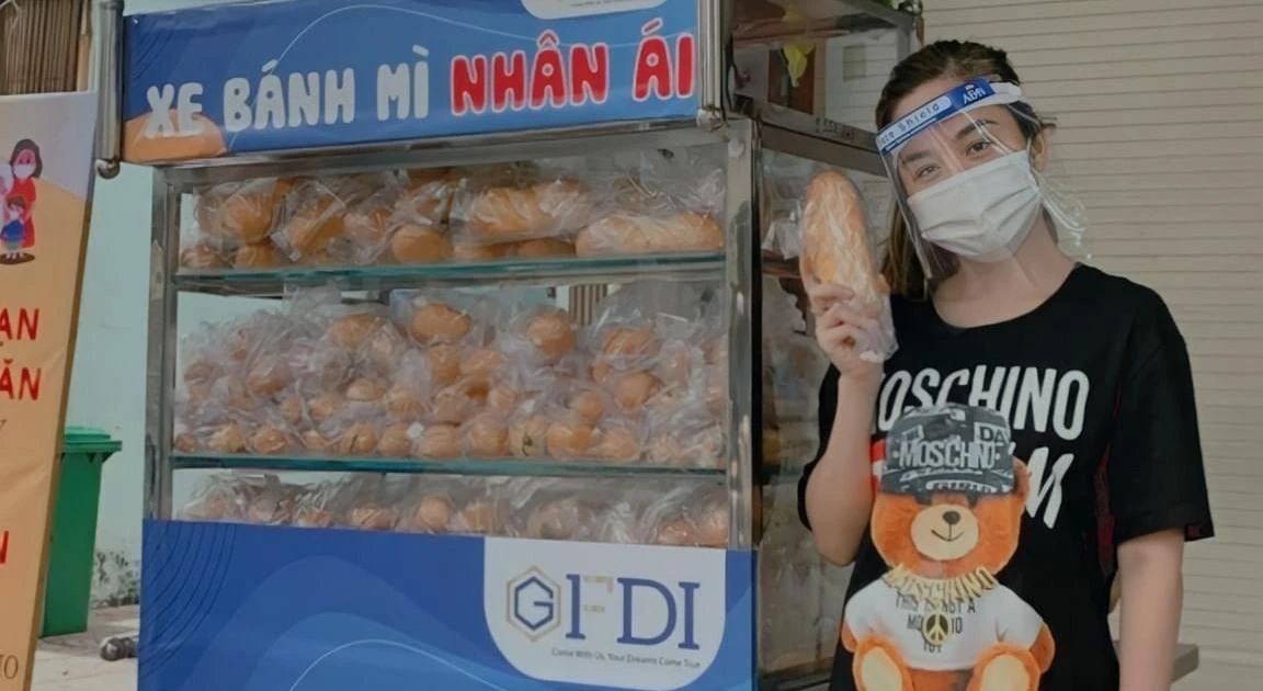 Xe bánh mì 0 đồng giữa mùa dịch - Vũng Tàu có tấm lòng quá đỗi ấm áp