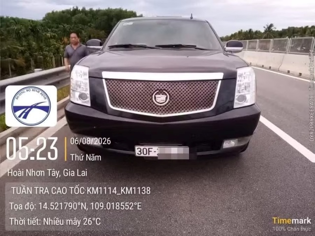 08e34e36452cf01cbe92.jpg