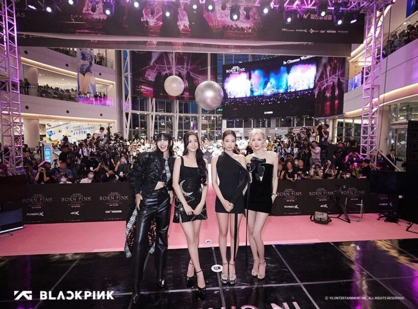 Clip 'nóng hổi' về BLACKPINK đang viral 'muốn xỉu'