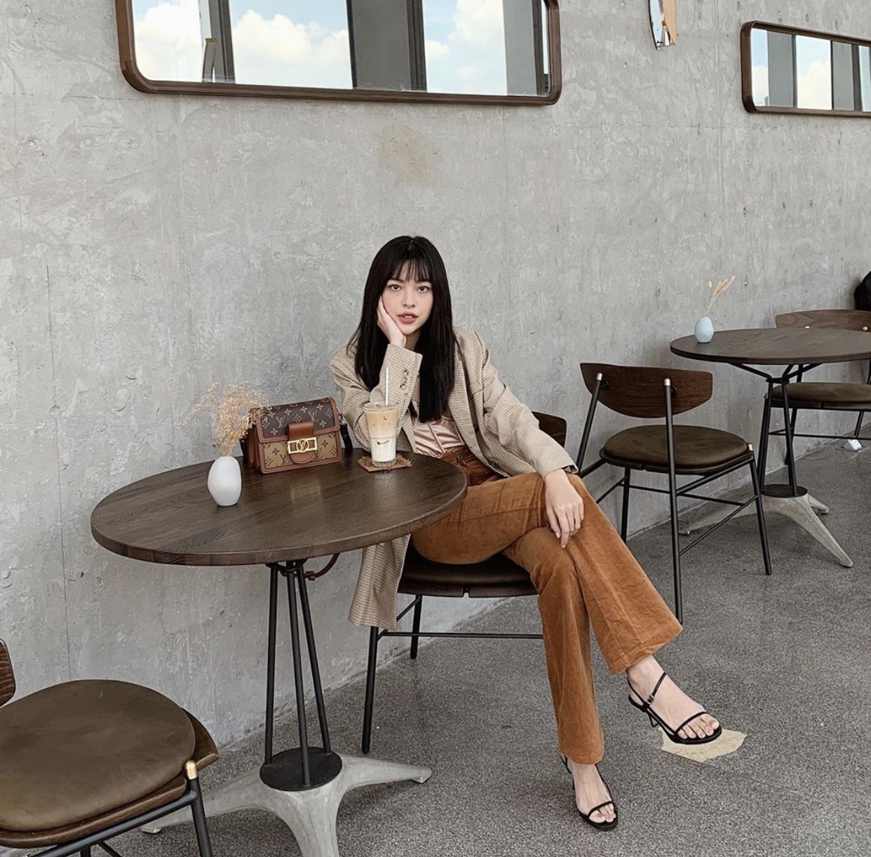 0a9a82ed8ae8ac17294f.jpg