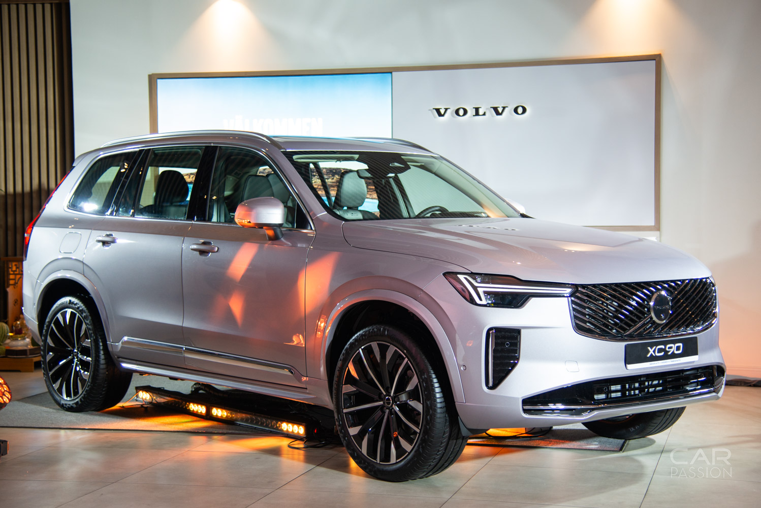 Volvo XC90 2026 chính thức lên kệ tại Việt Nam: Nâng cấp xịn xò, giá chỉ từ 3,2 tỷ đồng thôi nha! ✨