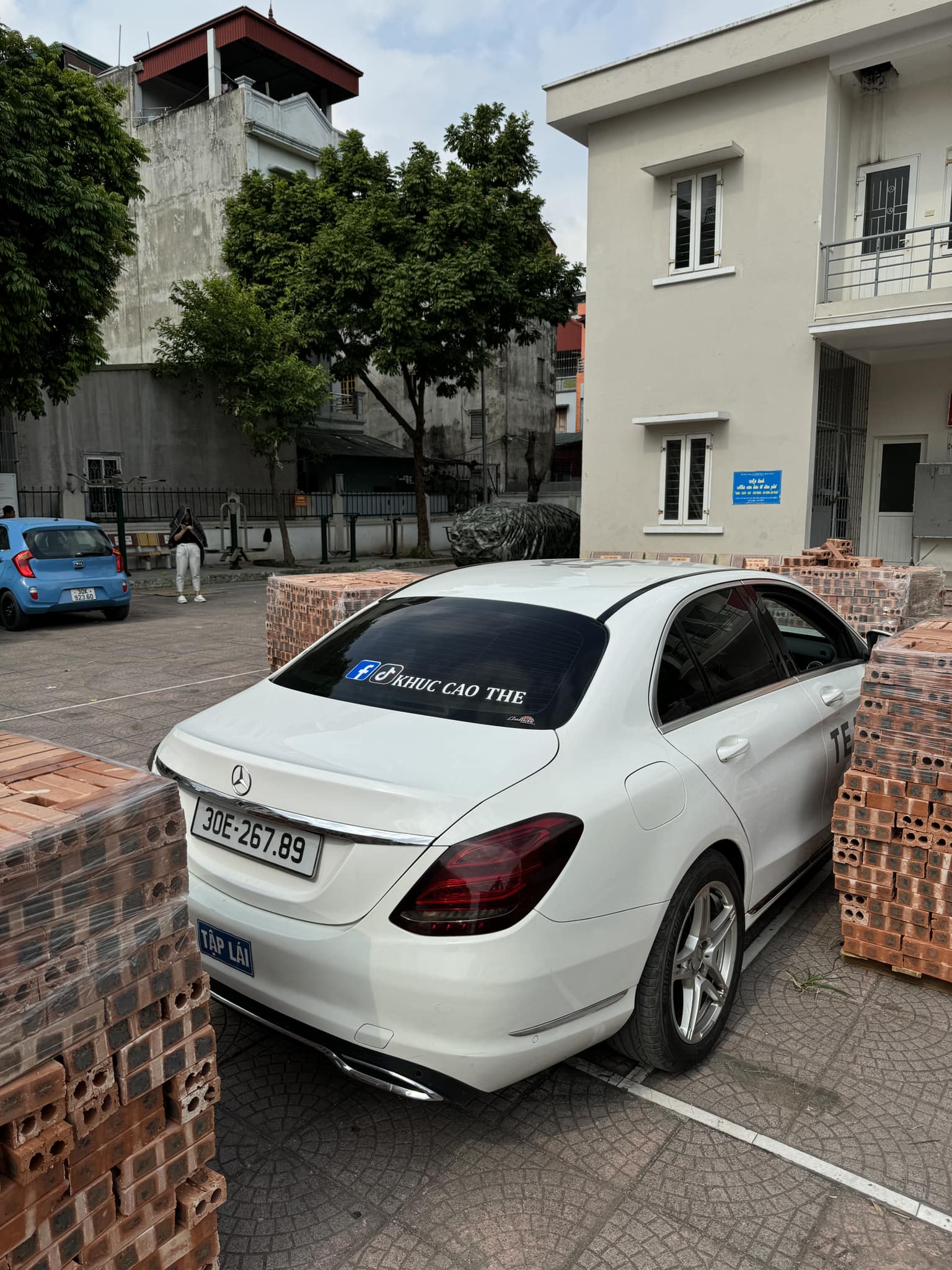 0cf5d67c21597e8df291.jpg
