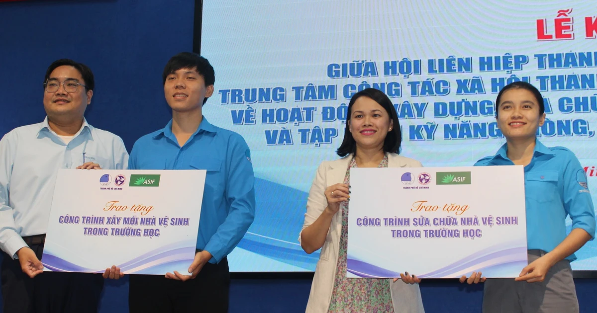 Xây mới, sửa chữa nhà vệ sinh cho trường học vùng ngoại thành TP. HCM - Dự án xịn xò đây rồi! ✨