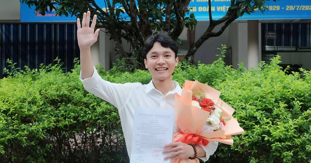 Chàng sinh viên nhút nhát "phá kén" thành gương mặt tiêu biểu của Trường ĐH Kinh tế - ĐH Đà Nẵng ✨