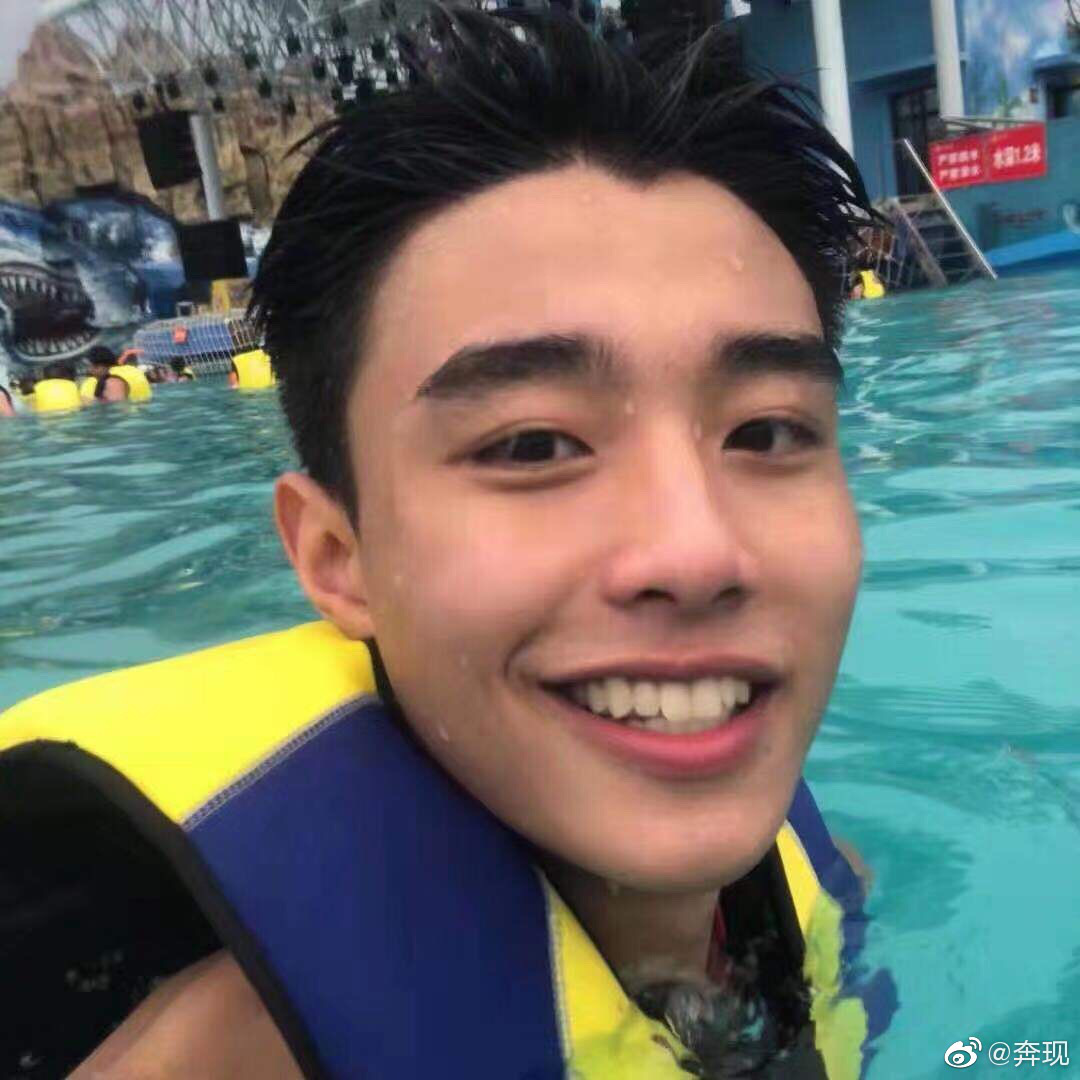 0e992bcd55888c1a927b.jpg