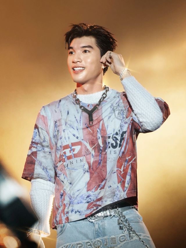 0f7046ed2433d91ff2ec.jpg