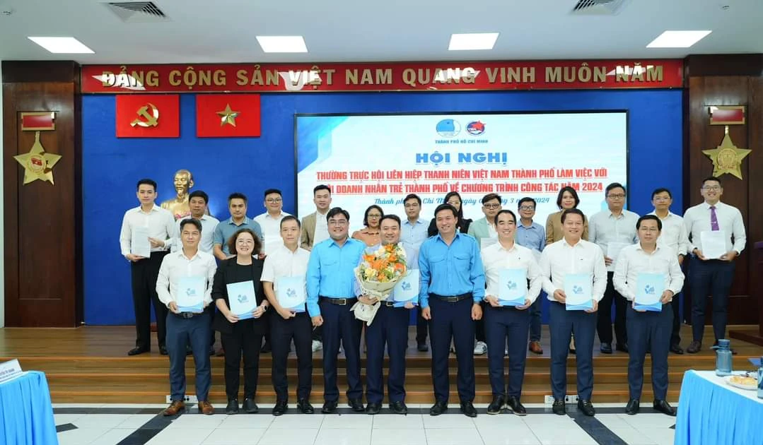 Hội Doanh nhân trẻ TP.HCM hứa sẽ đồng hành cùng thanh niên, sinh viên Sài Gòn lập nghiệp