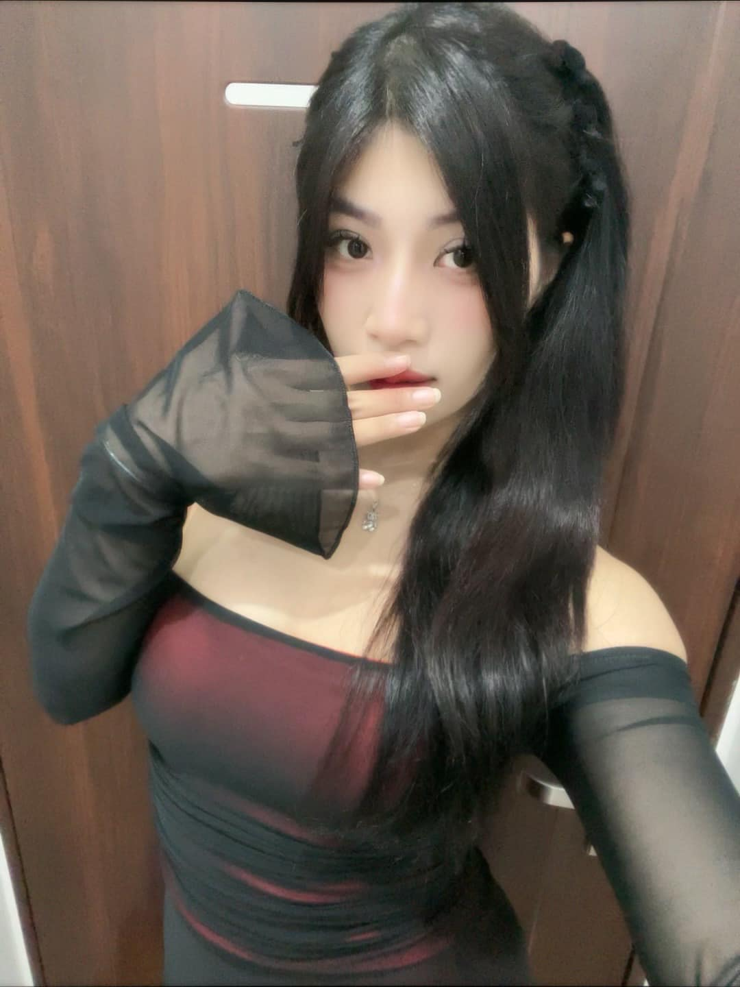 10ae2440b735f27ba6d7.png