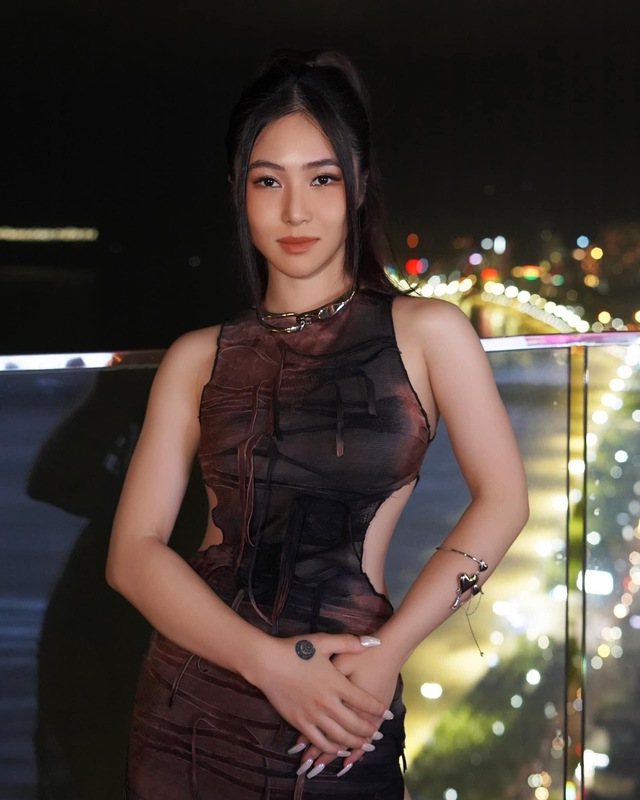 112c9925804c4e9882d3.jpg