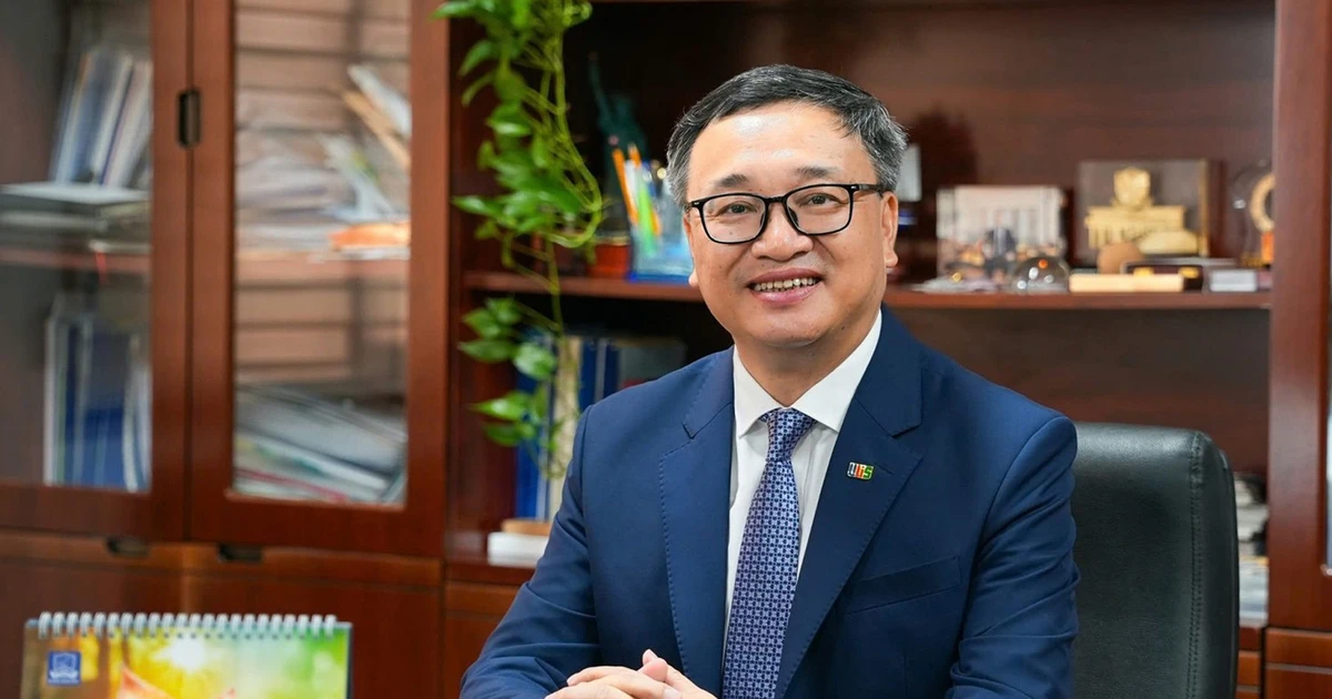 TS Đỗ Tuấn Minh chính thức ngồi ghế nóng Hiệu trưởng trường ĐH Ngoại ngữ (ĐHQG Hà Nội)