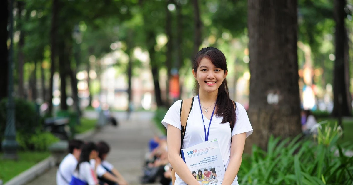 UEH tăng chỉ tiêu 10%, mở ngành mới xịn sò cho Gen Z đam mê đổi mới sáng tạo