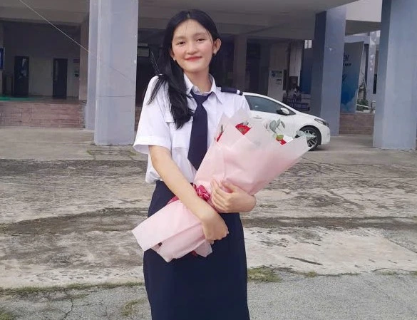 Nữ sinh Đồng Nai vượt khó trở thành thủ khoa: Câu chuyện truyền cảm hứng đỉnh của chóp