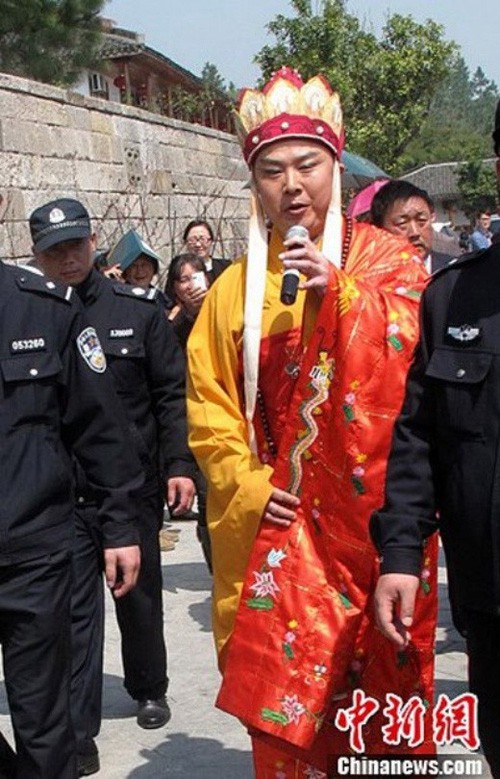 11d7ac1045f9ad871bab.jpg