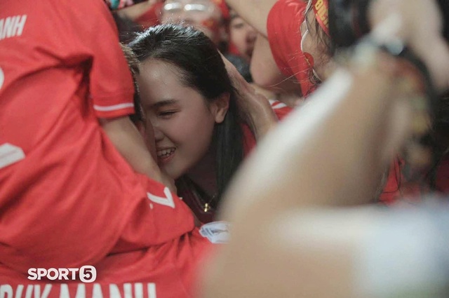12052dff3d899f26a58b.jpg