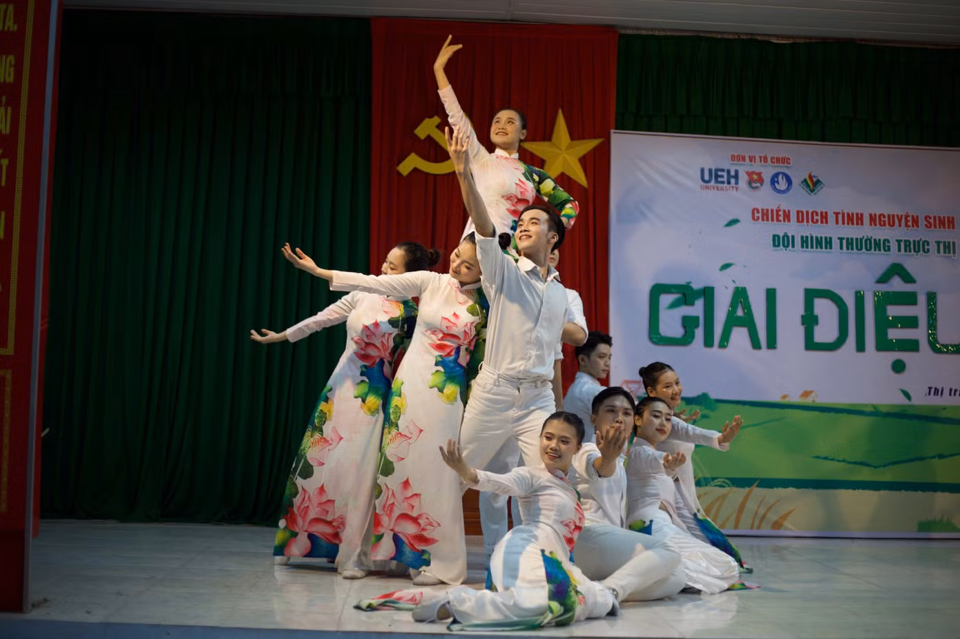 1205c90158ee463c0aae.jpg