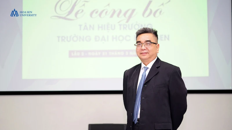 ĐH Hoa Sen chính thức đón "captain" mới về lèo lái con thuyền tri thức ✨