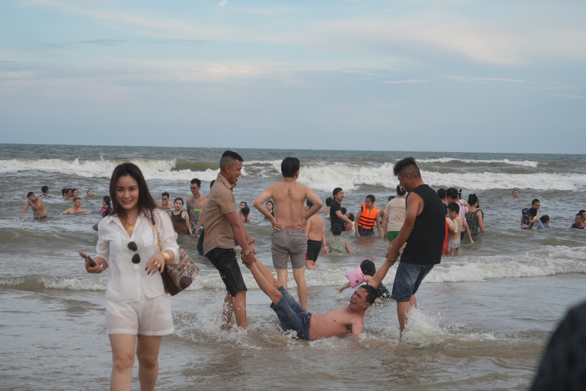 12a33523480ac60d05f3.jpg