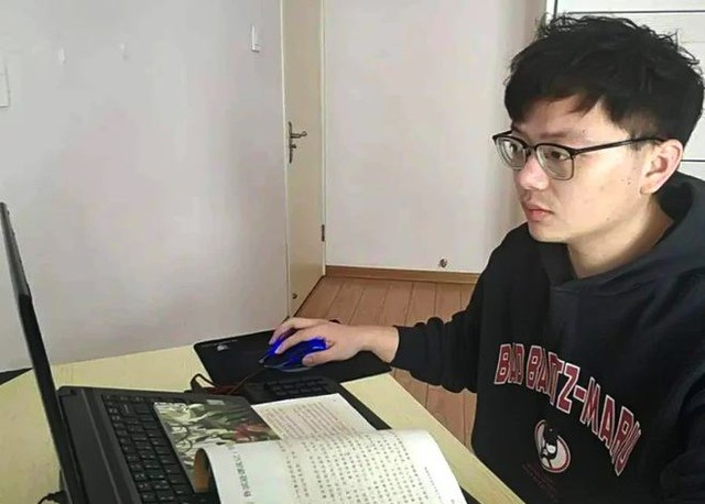 12d7fb23df8bae2794be.jpg