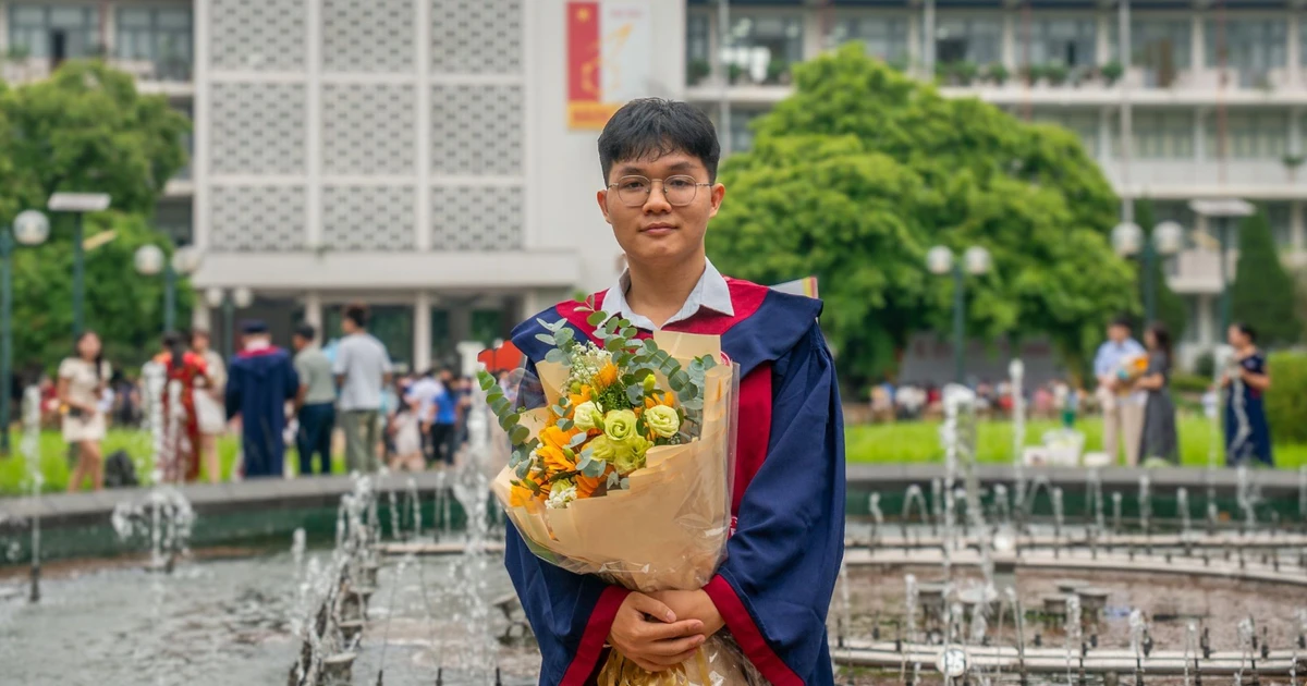 Tốt nghiệp sớm loại xuất sắc, nam sinh Bách khoa nghẹn ngào nhớ bố mẹ tăng ca: "Thành tích này để tri ân gia đình"