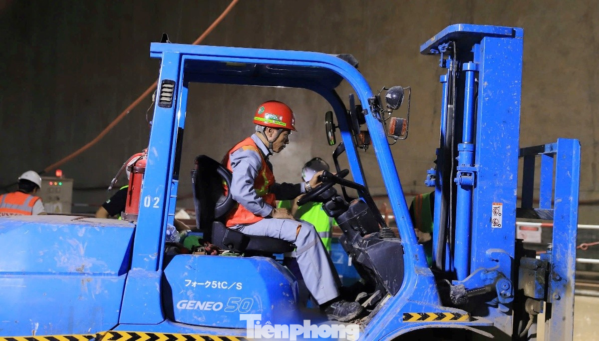 130bac9ceaf7b85f7d1c.jpg