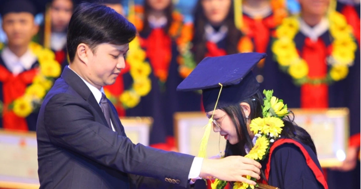⭐ Hải Phòng vinh danh 157 học sinh, sinh viên xuất sắc: Tâm trong, trí sáng – Khát vọng vươn xa!