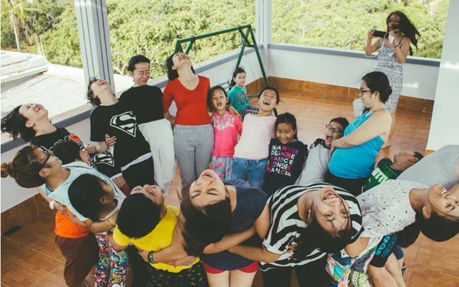 Từ bỏ công việc "ngon nghẻ" ở nước ngoài, chị 8x này về Việt Nam mở homestay siêu độc kết hợp dạy tiếng Anh