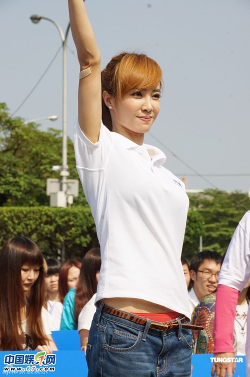 137f1e3687651c2cb38e.jpg