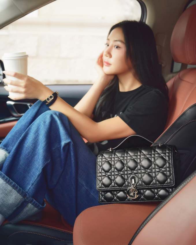 13bec7849e2557a26b9f.jpg