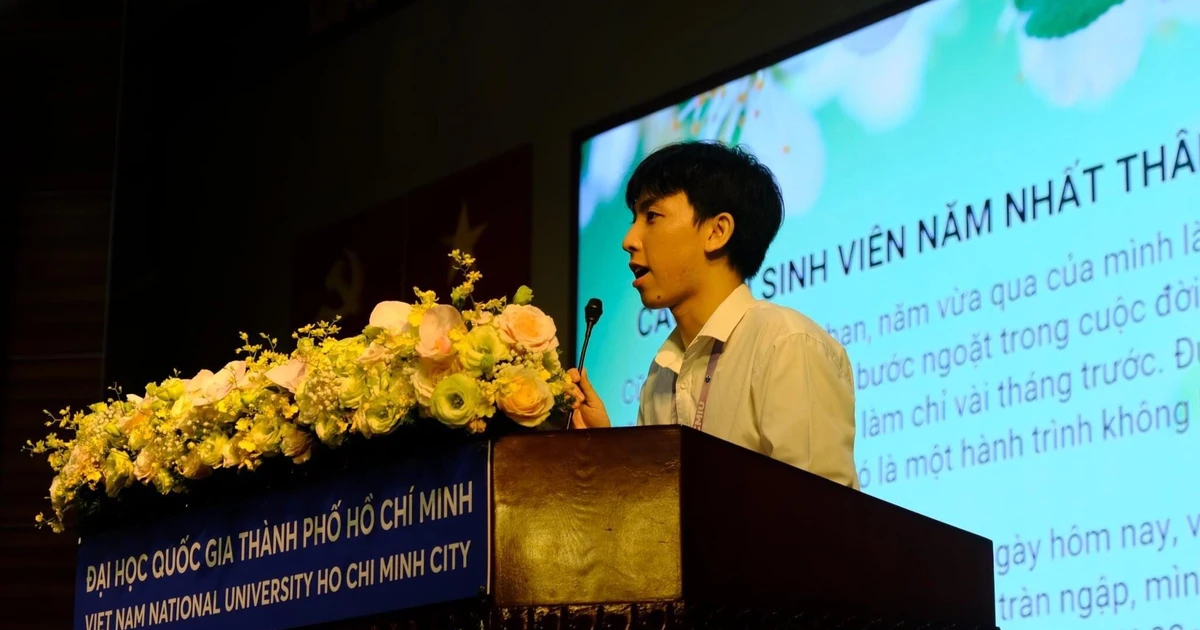 Chàng thủ khoa mê vũ trụ: Bí quyết "kế hoạch" để đạt 28,05 điểm và học bổng toàn phần