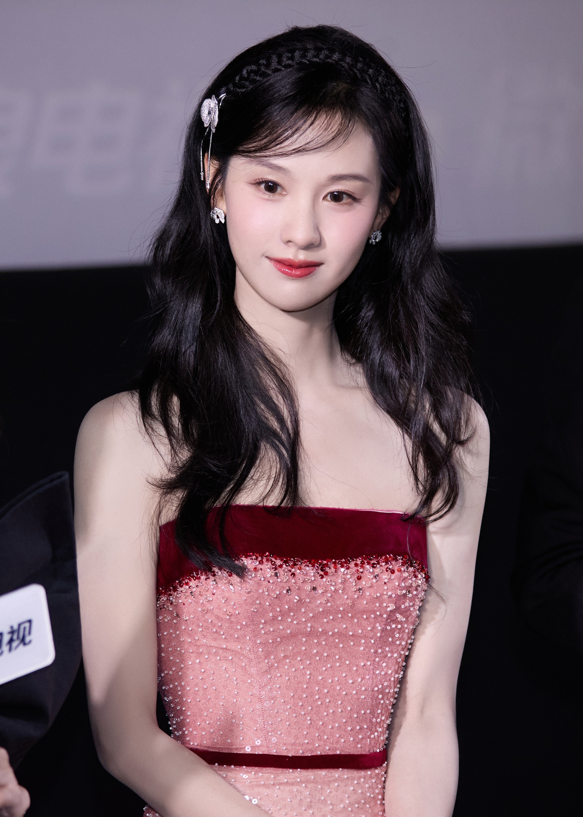 149f01183c78c016fc97.jpg