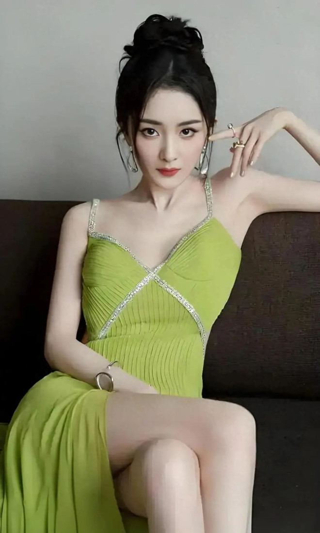 151156c685bd408c1e14.jpg