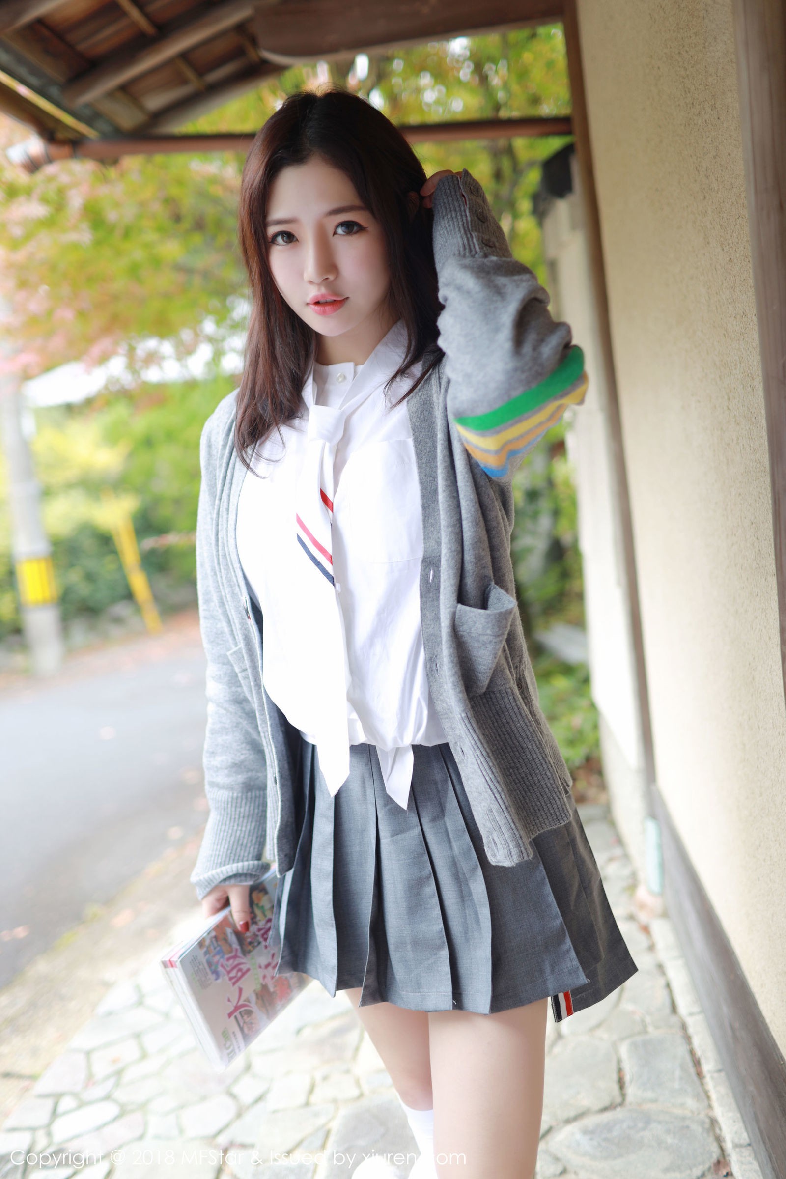 15ff11fd8f4d48221680.jpg