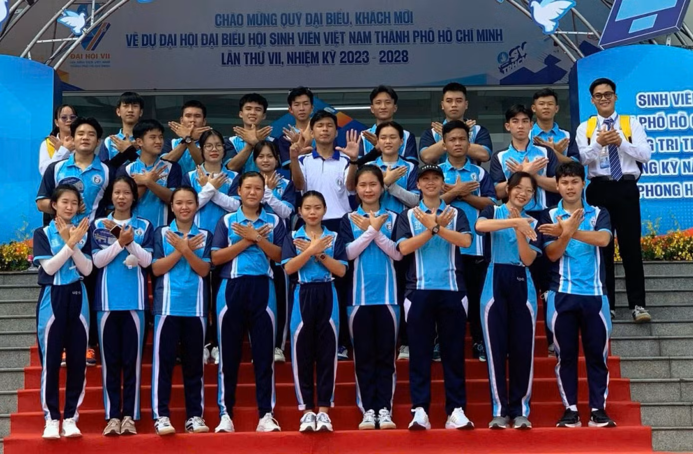 16667cce08e3fc23f5d8.jpg