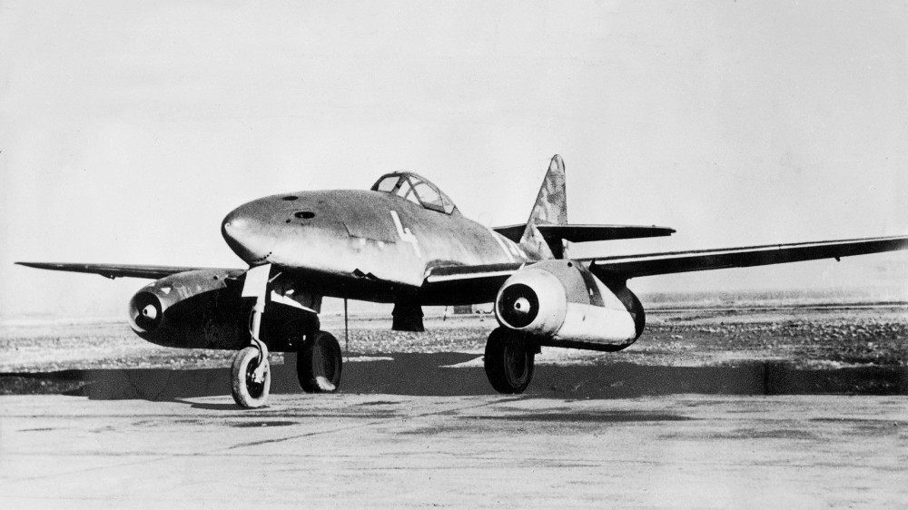 166718ad8e887032ff14.jpg
