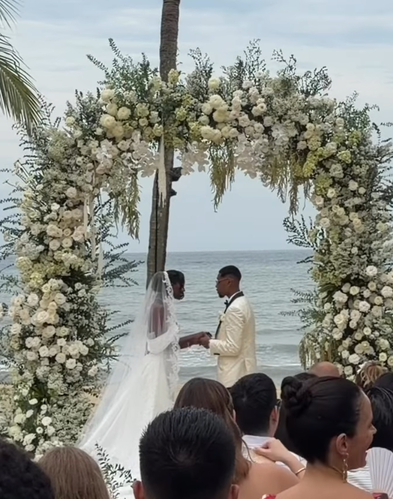 1704b1fb67e95985b791.jpg